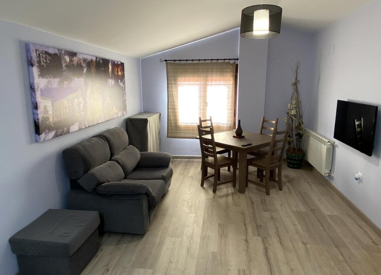 Apartamentos De Turismo Rural Las Eras Castelserás Eksteriør billede
